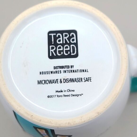 Tara Reed Designs - Como se llama,  Teal & White Oversized Mug - Picture 5 of 5